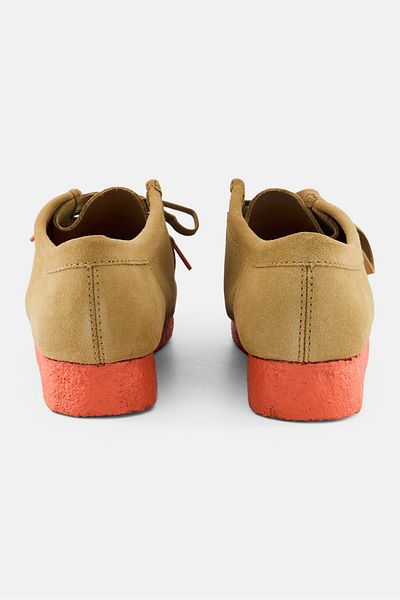 CLARKS Men Standard Fit Wallabee Lace Up Casual Shoes, Tan
