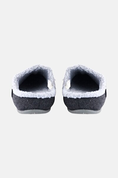 Deer Stags Men Medium Homewear Slippers, Charcoal