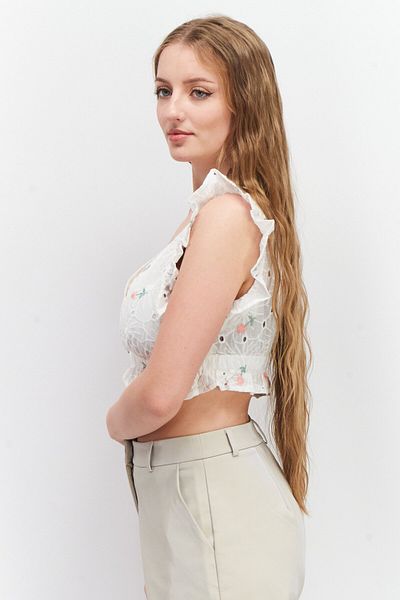 Lost Ink Women V-Neck Sleeveless Embroidered Top, White Combo