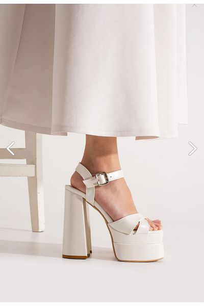 E&L Company 15cm High Bridal Shoes Light and Running Guaranteed