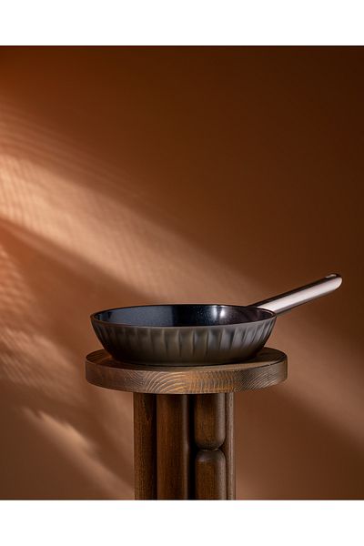 Madame Coco Freya Pan - Brown - 24 cm
