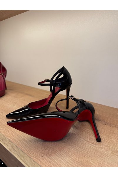 MYVOLANTE Black Patent Leather Women's Classic Heeled Shoes -Stiletto