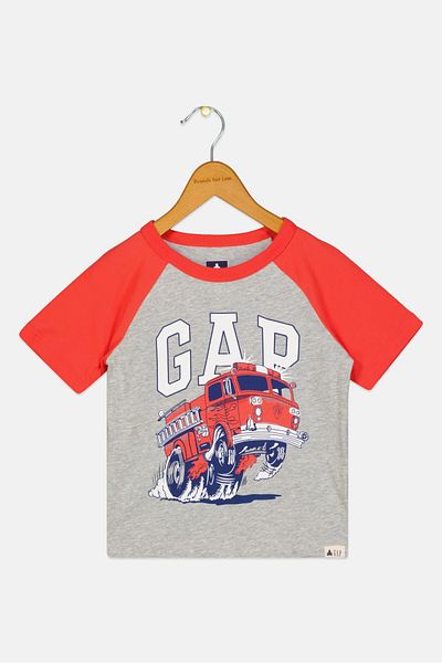 GAP Toddlers Boy Crew Neck Short Sleeve Printed T-shirt, Multicolor
