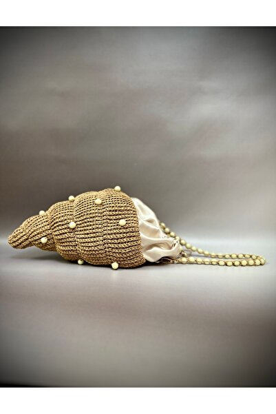 YELİZ HANDMADE El örgüsü inci detaylı deniz kabuğu çanta