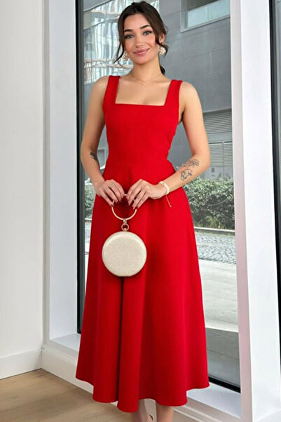 CoolLook Kalın Askılı Sırtı Fermuarka Ön ve Arkası Kare Yakalı Kolsuz Diz Altı Esnek Elbise