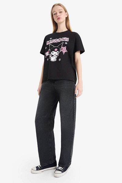 DeFacto Coool Kuromi Oversize Wide Fit Crew Neck Short Sleeve T-Shirt F1949Ax25Sm