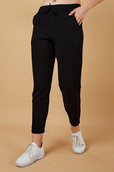 Pantaloni de trening pentru femei NEGRI cu talie și picioare elastice