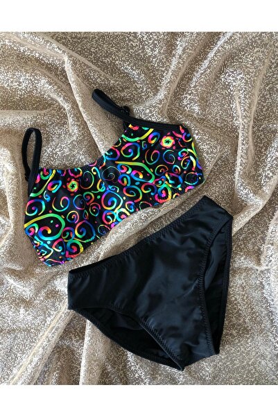 Genel Markalar Kız Çocuk Garson Esnek Ayarlanabilir Askı Siyah Renkli Desenli Etekli Bikini Takım