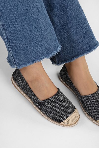Shoeberry Damen-Espadrille „Yurry“ aus schwarzem Leinen