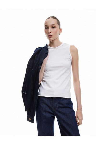 Koton Sleeveless Crew Neck Slim Fit Cotton Basic Undershirt