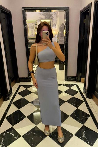Moka Shopin MokaShopin Fusta lungă cu fante laterale Crop asimetric Set din două piese - Baby Blue