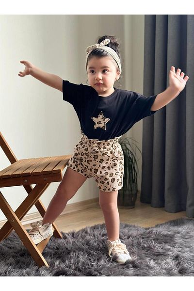 Bebeelkids Girl's Leopard Star Detailed 2-Piece Shorts Set