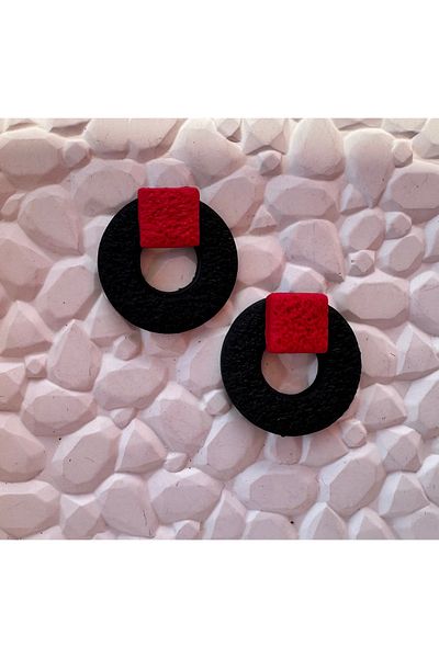 ACCESSORY Black Circle Red Square Earrings