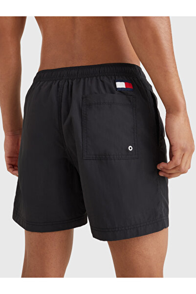 Tommy Hilfiger Tommy Hilfiger Men Black Flag Mid Length Drawstring Slim Swim Shorts