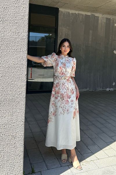 Seda Yalçın Atelier Φόρεμα με χρυσή ζώνη με λουλουδάτο στάμπα