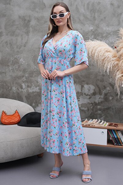 ZEYWEAR Küçük Gül Detaylı Kuruvaze Yaka Elbise