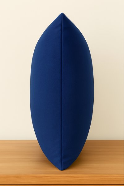 Luvora Home غطاء وسادة مخملي من سلسلة لونا - أزرق داكن