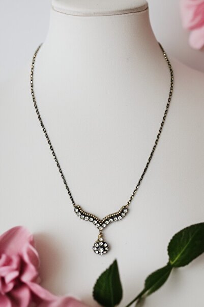 FAYRA ACCESSORIES ديزي منقوشة حجر الزركون قلادة