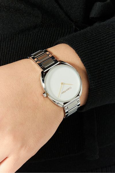 Calvin Klein Women 25200275 Round Quartz Watches 34 Mm, Silver