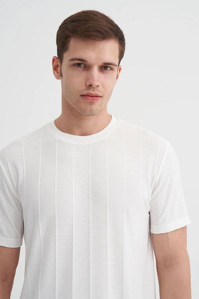 Cazador 4203 Ανδρικό T-Shirt από ύφασμα Viscose Crew Neck Regular Fit ΛΕΥΚΟ