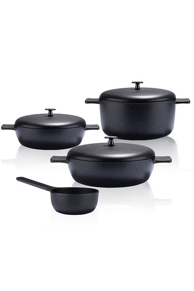 CooknKeep Black Pearl Dowry Set