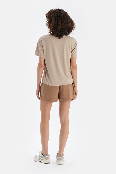 Dagi Stone V-Neck Short Sleeve T-Shirt