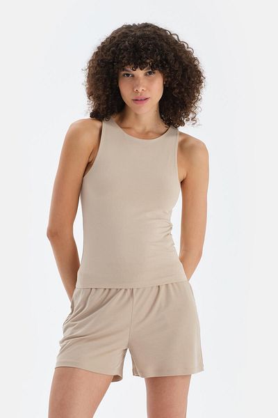 Dagi Stone Halter Collar Athlete