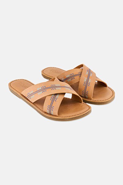 Toms حذاء مسطح سهل الارتداء من الجلد بلون العسل للنساء، بيج