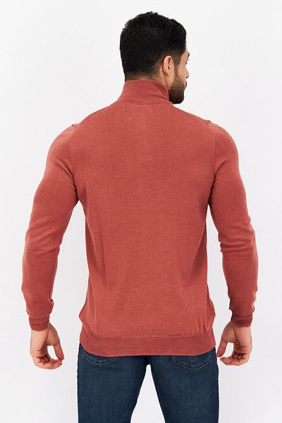 Lyle & Scott Men Mid Collar Knit Half Zipper Sweater, Pale Maroon