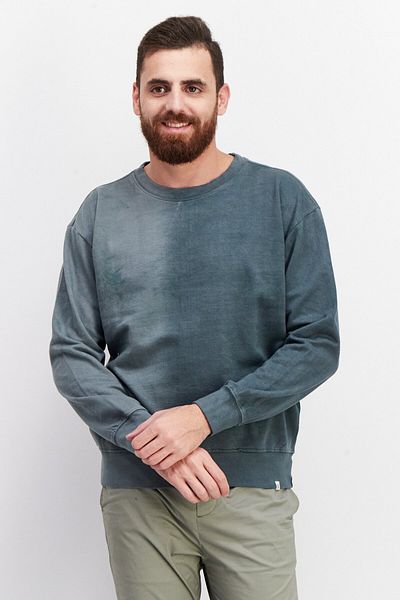 Sovereign Code Men Crew Neck Ombre Print Long Sleeves Sweatshirt, Dark Sea