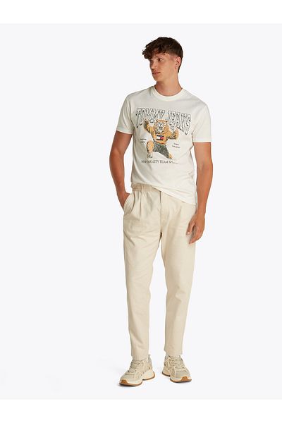 Tommy Hilfiger Tommy Hilfiger Men Ecru Regular Fit Crew Neck T-Shirt
