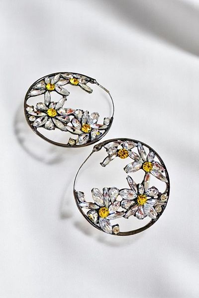 PETEK AKSESUAR Daisy Hoop Earrings with Stone Detail