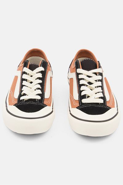 Vans Women Style 36 Decon Lace Up Casual Sheos, Brown/White Combo