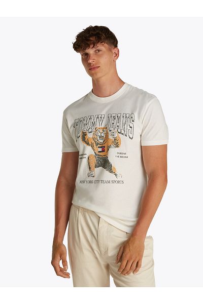 Tommy Hilfiger Tommy Hilfiger Men Ecru Regular Fit Crew Neck T-Shirt