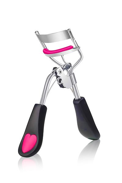 New Well Heart Patterned Silver Eyelash Curler