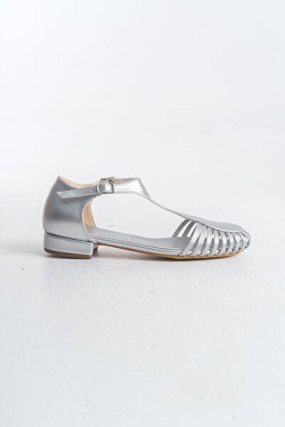 Shoesers Women's Special Design Front Stripe Detailed Ankle Strap Sun Ballerina Shoes