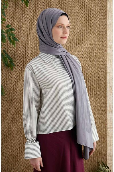 Fatma Atasoy Zigzag Gray Jacquard Shawl