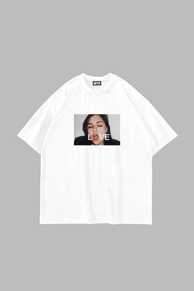 Sekizbiraltı Love Photo Printed Oversize Unisex Λευκό Tshirt