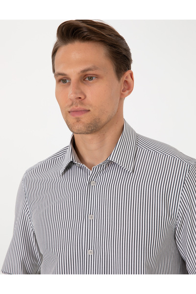 Pierre Cardin Siyah Slim Fit Çizgili Uzun Kollu Gömlek 50307142-VR046