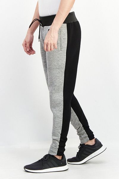 KA-1 Men Regular Fit Brand Logo Jogger Pants, Grey