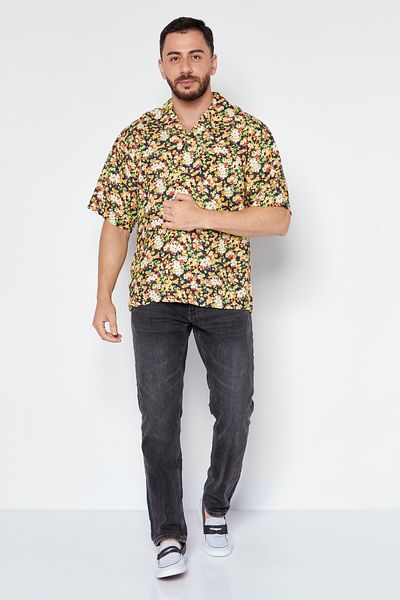 Marni Men Regular Fit Short Sleeves Floral Printed Casual Shirt, Black Combo