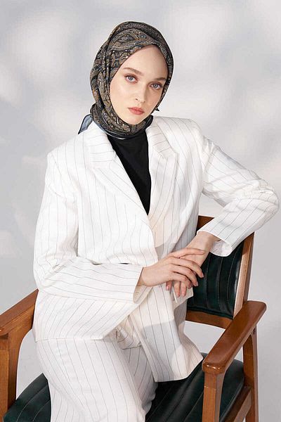 Madame Polo Κασκόλ Daisy Glory Pattern - Μαύρο Χρυσό