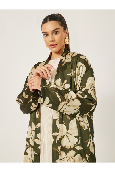 Styli Floral Print Regular Fit Kimono