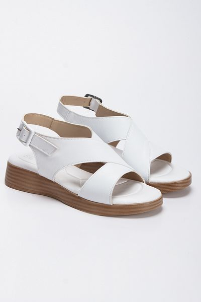 bakka shoes White Women's Cross Detailed Orthopedic Sandals