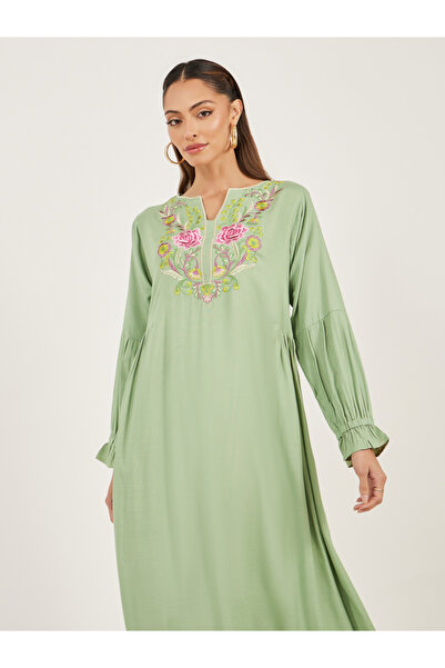 Maxim Creation By Styli Floral Embroidered Cuffed Sleeves Jalabiya