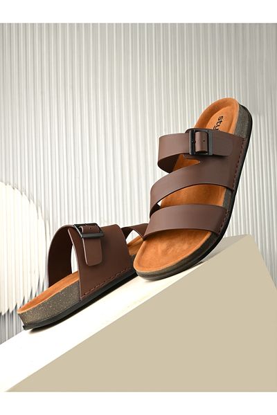 Styli Platform Sole Double Band Buckle Detail Sandals
