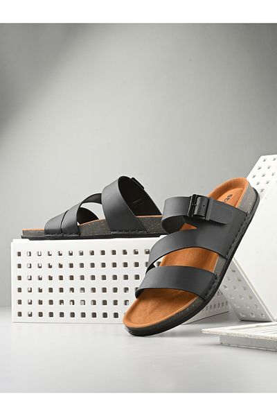 Styli Platform Sole Double Band Buckle Detail Sandals