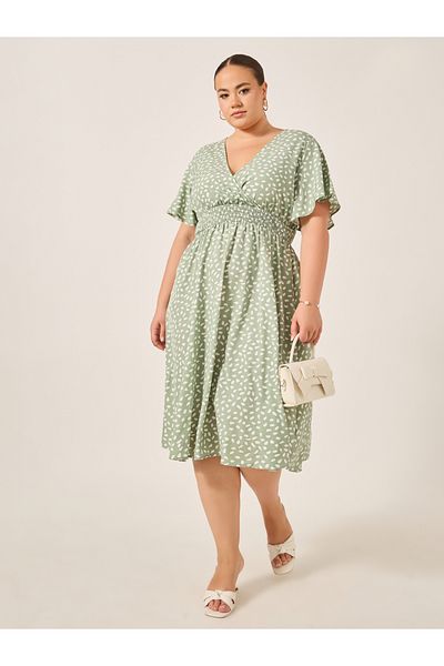 Styli Plus Size All-Over Printed V Neck A-Line Midi Dress