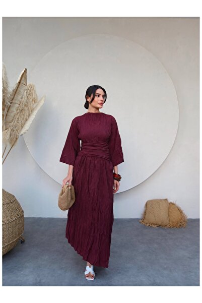 ESRAHELVACI Πλισέ μίντι φόρεμα με ζώνη