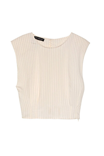 Quzu Pens Detaylı Vatkalı Bluz Siyah